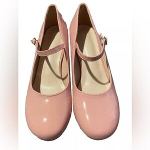 Women’s Faux Patent Leather Baby Pink Mary Jane’s. Size 7.5 New w/out tags/ box.